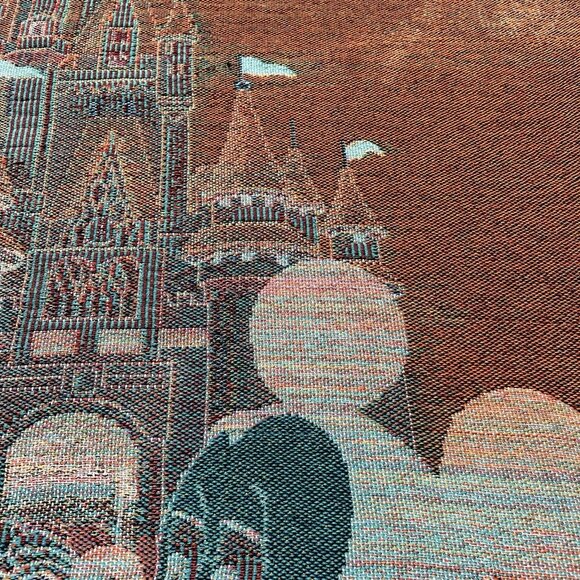 Walt Disney World Mickey & Minnie Mouse Blanket Tapestry Woven Throw EUC 60"x50" - Picture 16 of 16